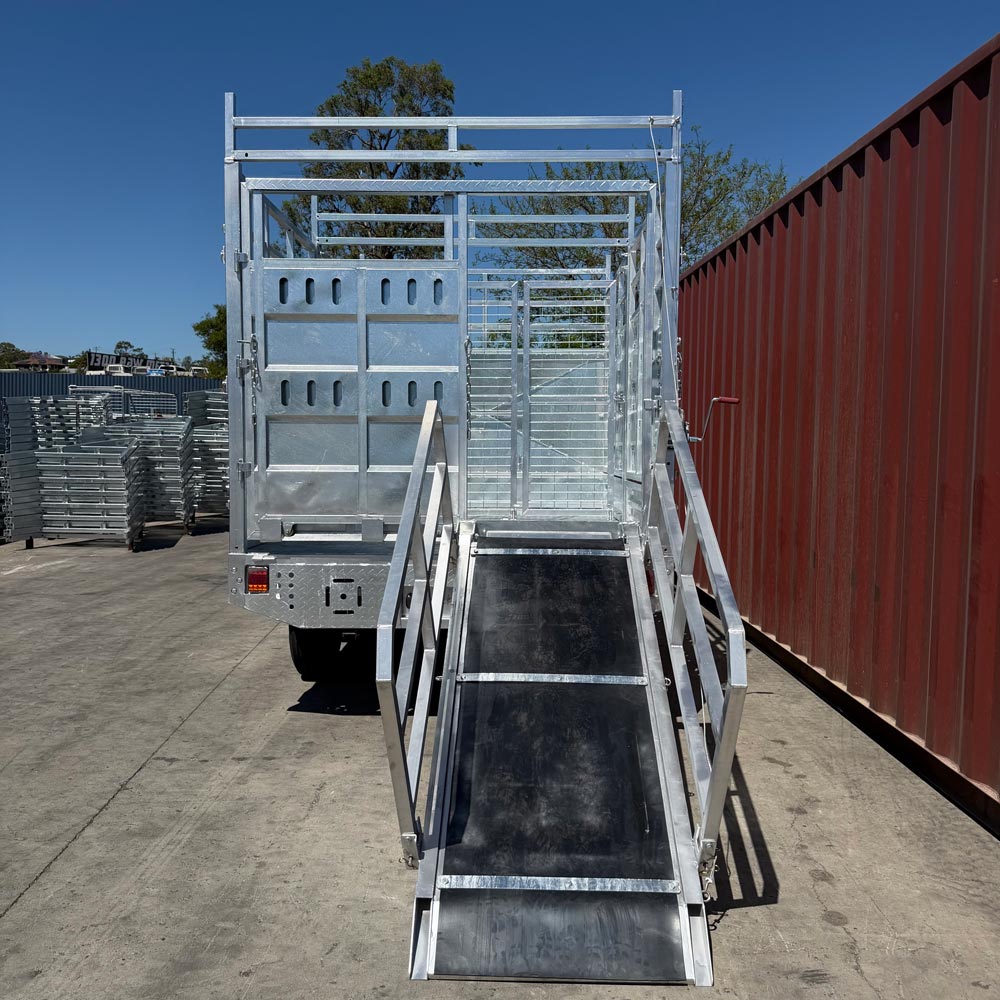 All-New 2026 Model 12x7 Flat Top Cattle Trailer - Image 6