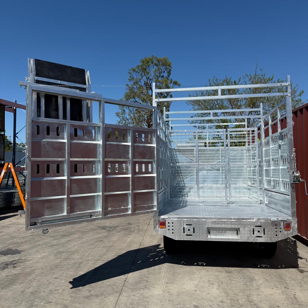 All-New 2026 Model 12x7 Flat Top Cattle Trailer - Image 10