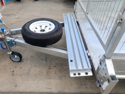 CCT Y-Series Box Trailer lowered front panel