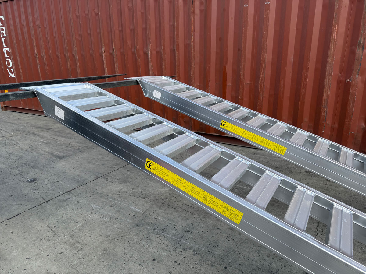 7 Tonne 3.3m BB-Series Aluminium Loading Ramps (Pair) - Image 4